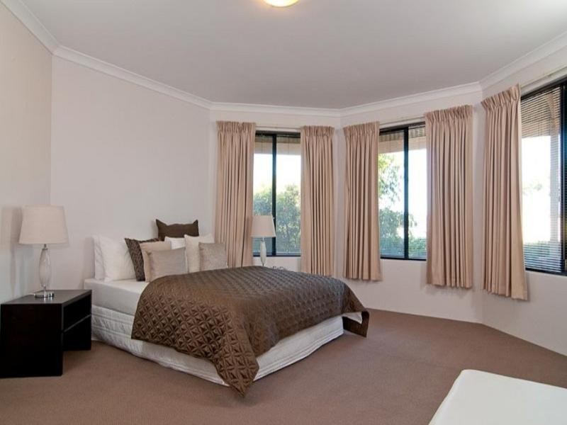 37 Brunswick Bend, Jane Brook WA 6056