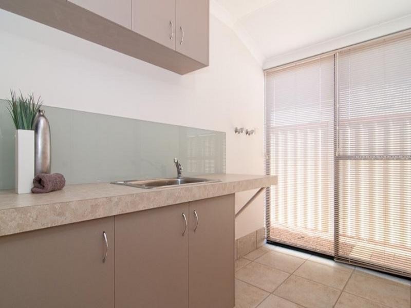 37 Brunswick Bend, Jane Brook WA 6056