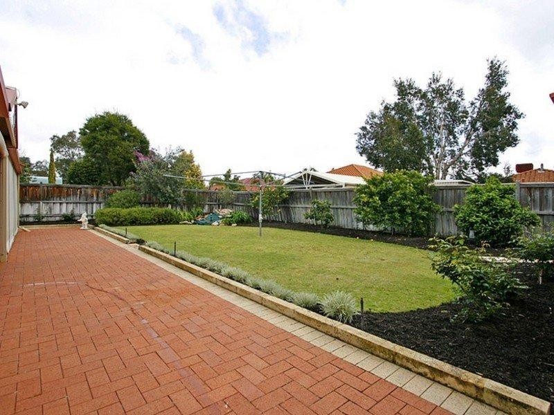 11 Sauvignon Avenue, The Vines WA 6069