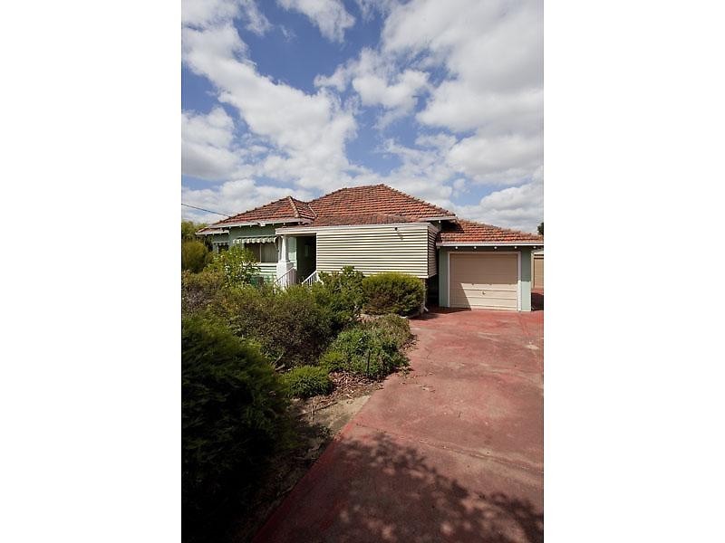 6 Sampson Close, Midland WA 6056