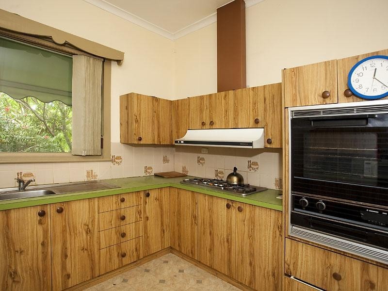 6 Sampson Close, Midland WA 6056