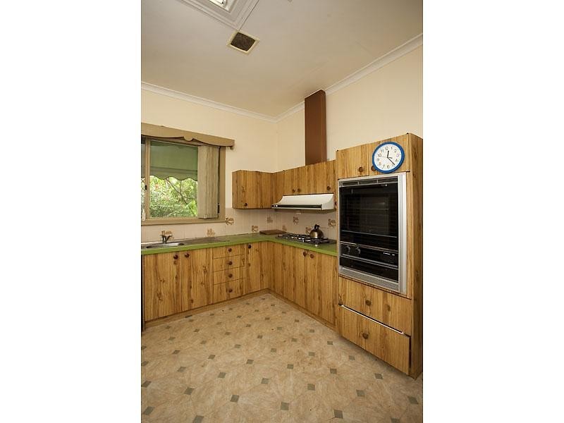 6 Sampson Close, Midland WA 6056