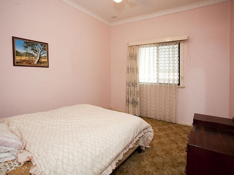 6 Sampson Close, Midland WA 6056
