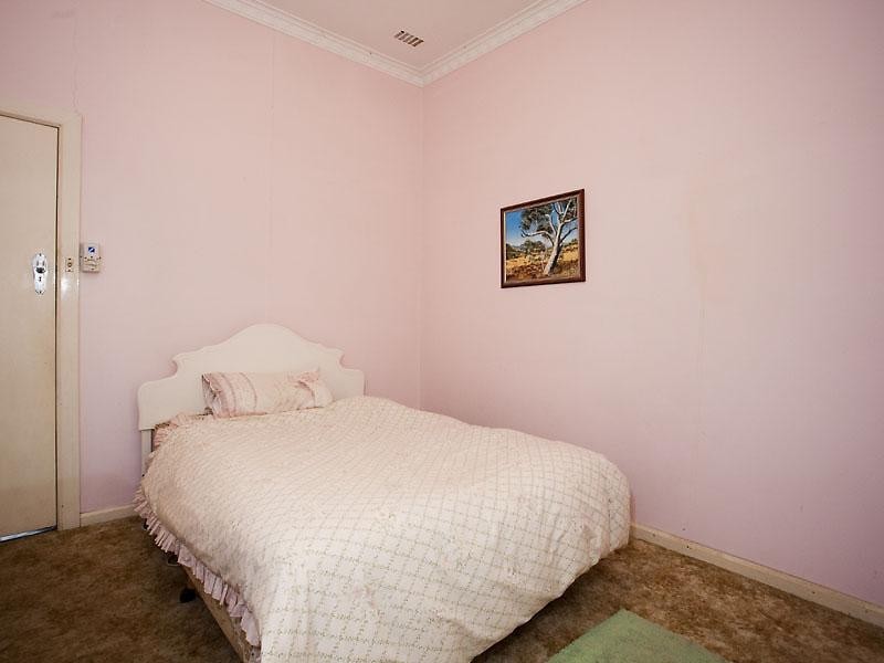 6 Sampson Close, Midland WA 6056