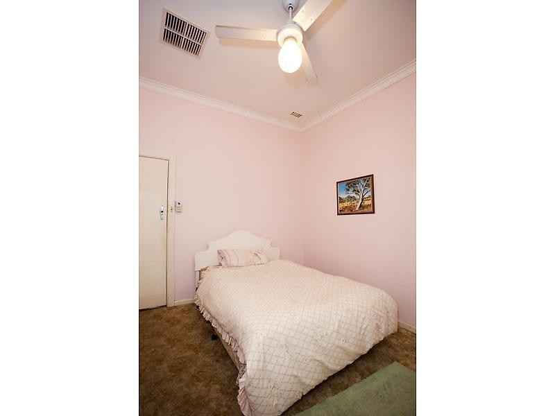 6 Sampson Close, Midland WA 6056