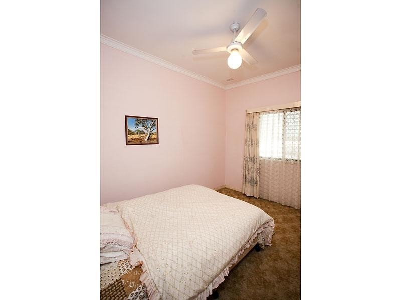 6 Sampson Close, Midland WA 6056