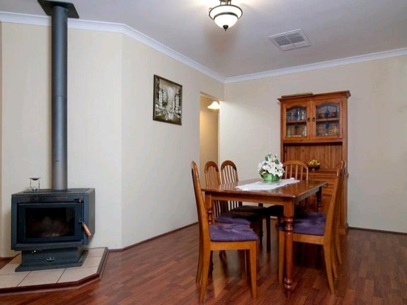 7 Kybra Grove, Stratton WA 6056