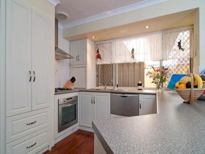 7 Kybra Grove, Stratton WA 6056