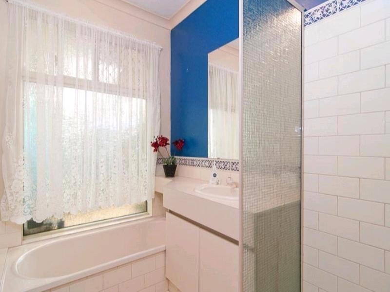 7 Kybra Grove, Stratton WA 6056