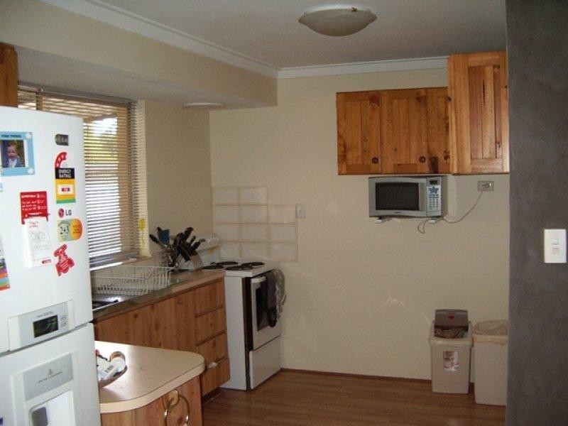 28 Blue Gum Place, Midvale WA 6056