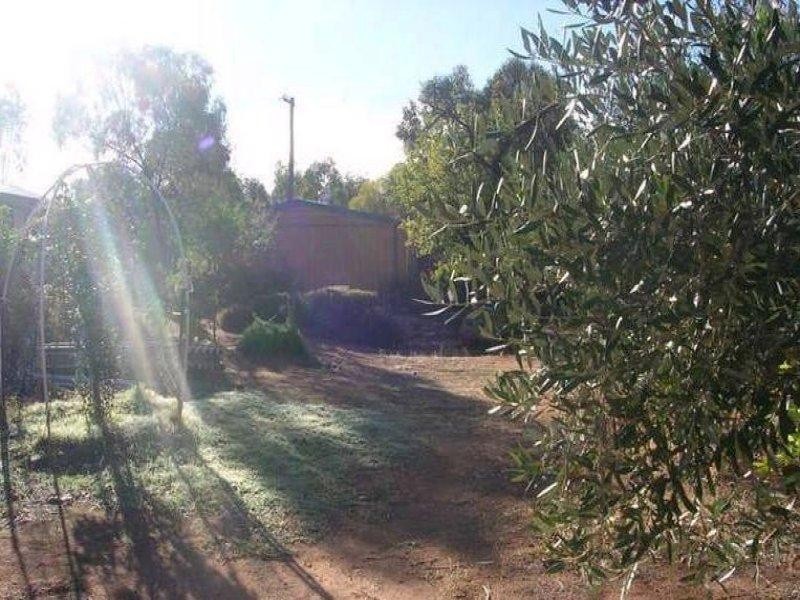 12 Herbert Road, York WA 6302