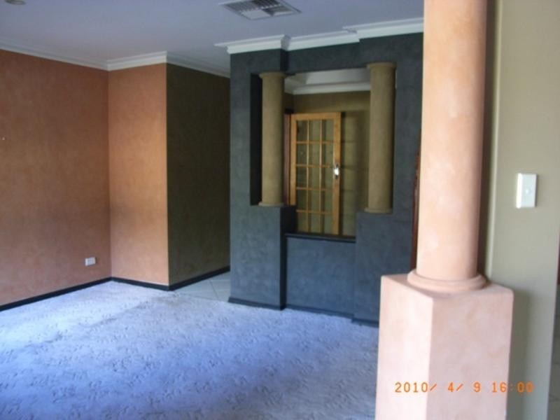 4 Altai Dale, Stratton WA 6056