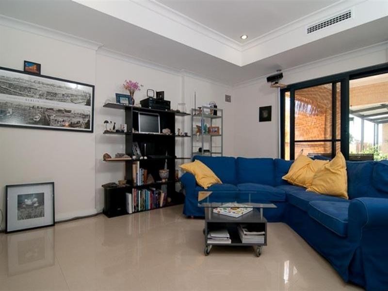 11 Wyvern Lane, Woodbridge WA 6056