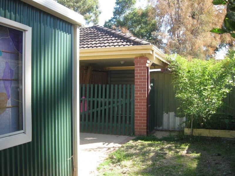 11 Cato Place, Lockridge WA 6054