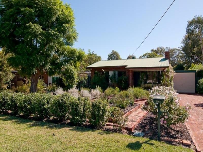 12 Schofield Street, Eden Hill WA 6054