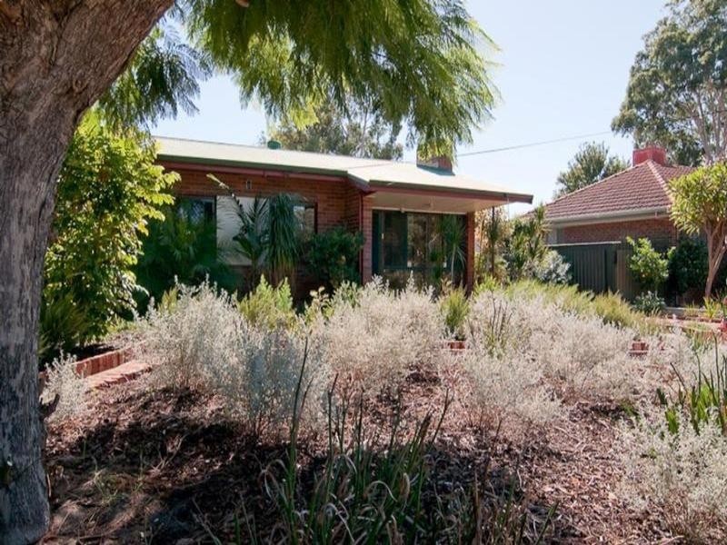 12 Schofield Street, Eden Hill WA 6054