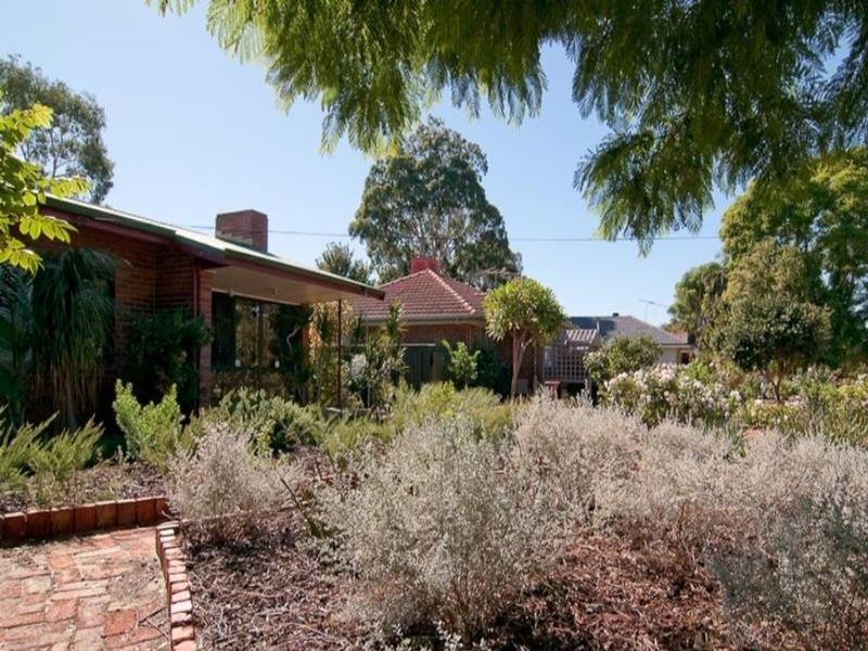 12 Schofield Street, Eden Hill WA 6054