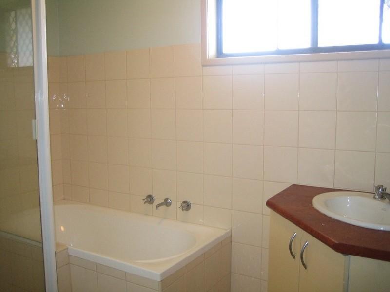 11 D John Street, Midland WA 6056