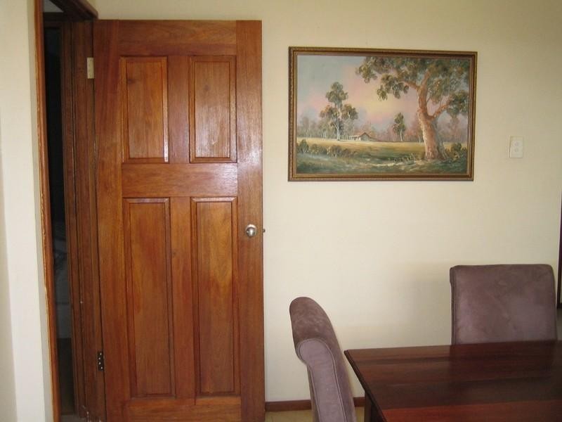 11 D John Street, Midland WA 6056