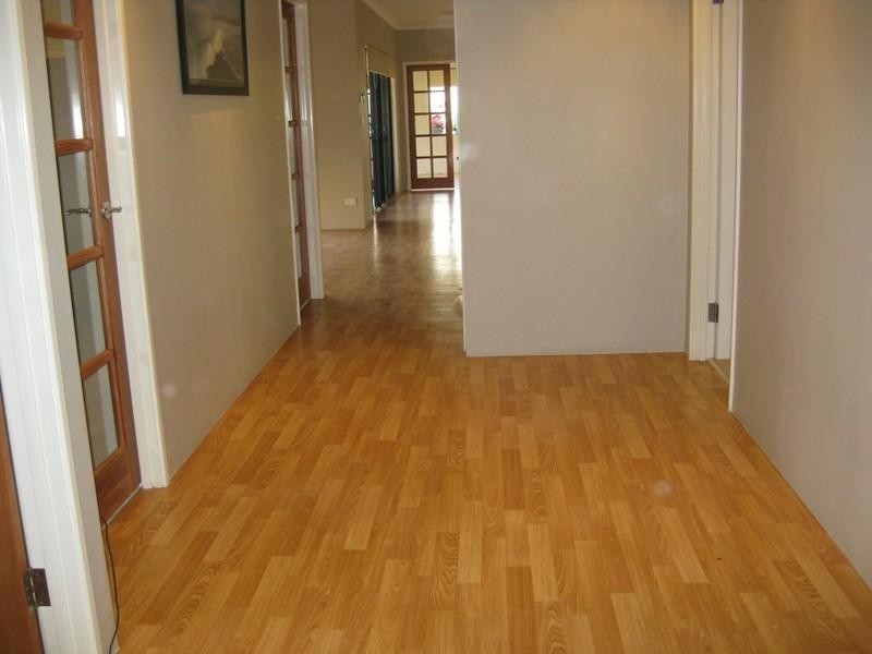 16 Steelwood Way, Helena Valley WA 6056