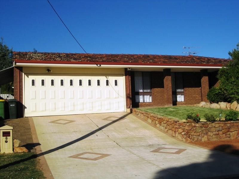 8 Brownfield Avenue, Swan View WA 6056