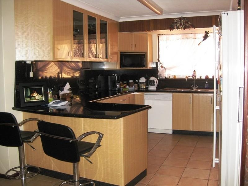 8 Brownfield Avenue, Swan View WA 6056