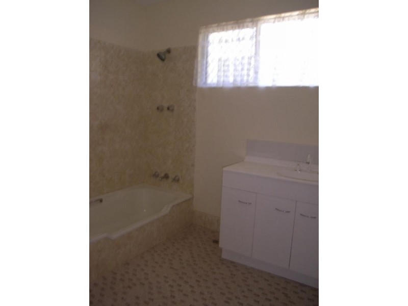 12 Sutherland Close, Guildford WA 6055