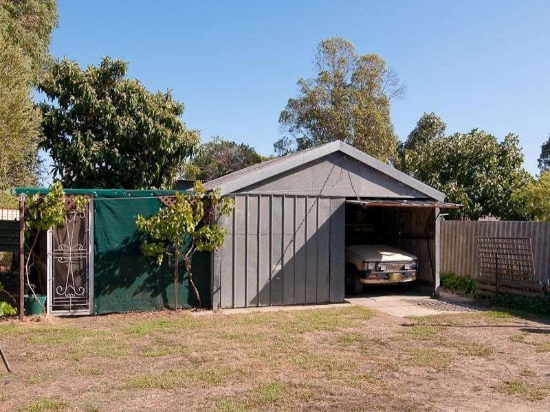 7 Burgess Street, Midland WA 6056