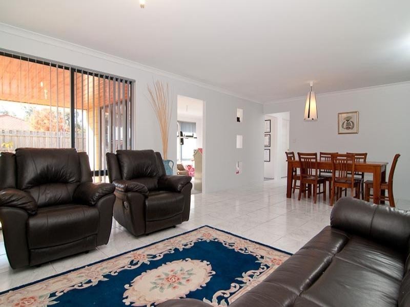 9 Pelham Lane, Henley Brook WA 6055