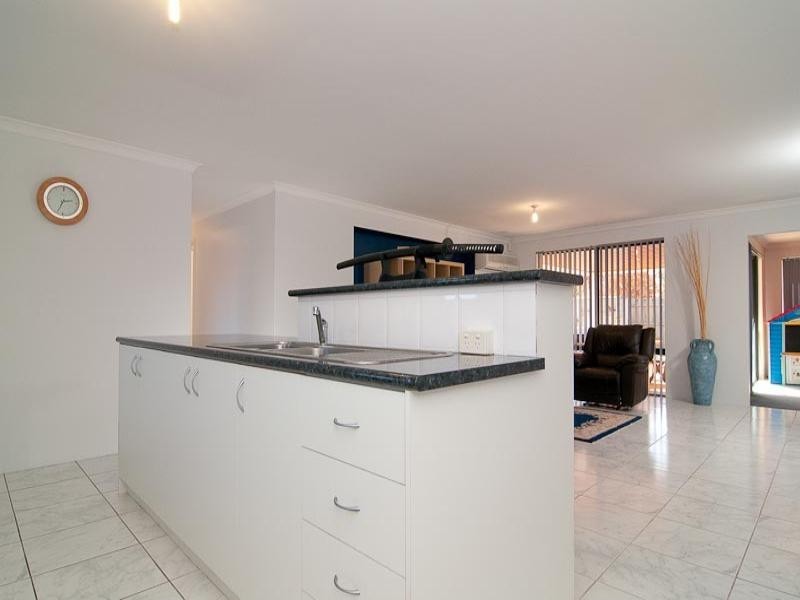 9 Pelham Lane, Henley Brook WA 6055