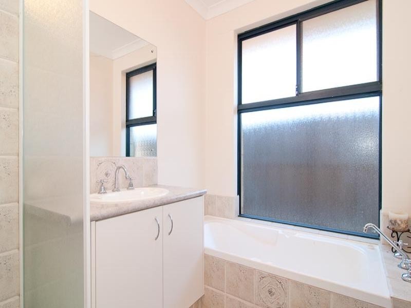 9 Pelham Lane, Henley Brook WA 6055