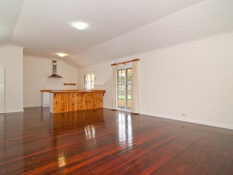 389 Morrison Road, Swan View WA 6056