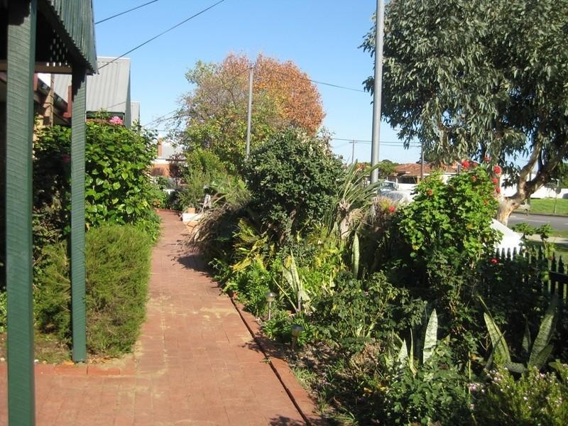 1, 24 Morrison Road, Midland WA 6056