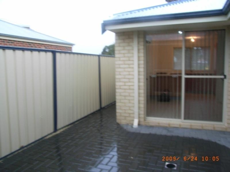 Unit 1, 10 Warnock Lane, Midland WA 6056