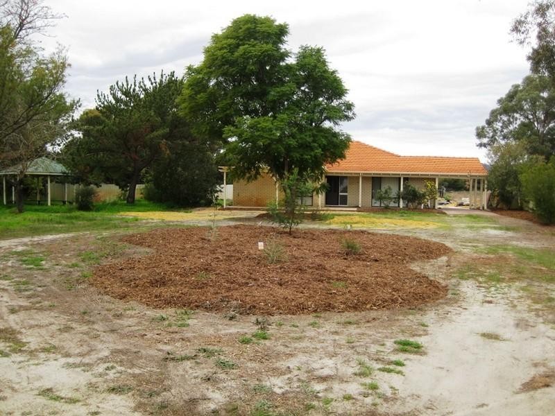 60 Gugeri Road, Middle Swan WA 6056