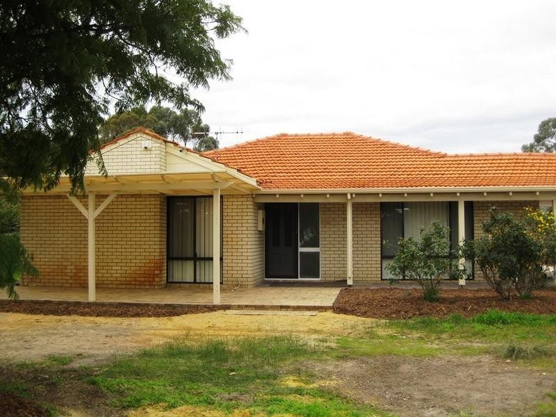 60 Gugeri Road, Middle Swan WA 6056