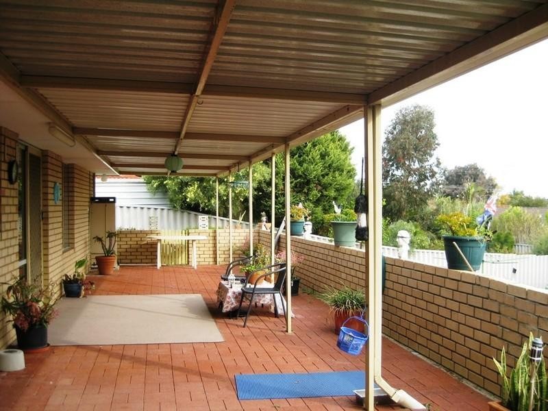 22 Liquidambar Heights, Mirrabooka WA 6061