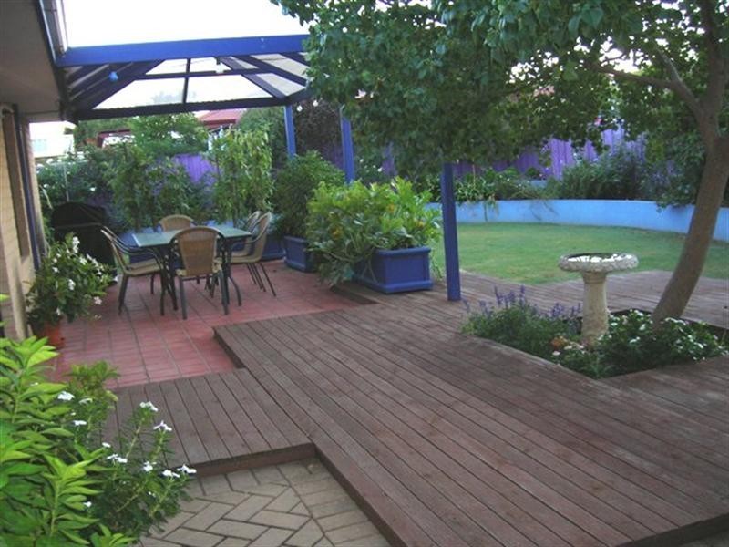 41 Riverbank Boulevard, South Guildford WA 6055