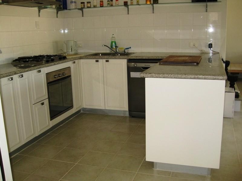 6/42 Holmesdale Road, Woodbridge WA 6056