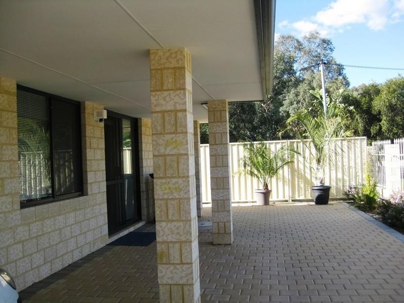 6/42 Holmesdale Road, Woodbridge WA 6056