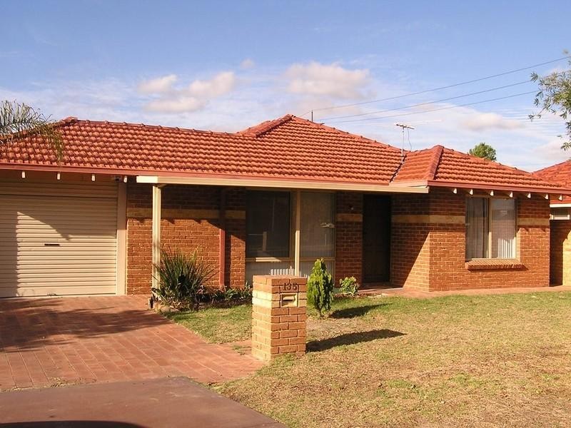 135 Knutsford Avenue, Rivervale WA 6103
