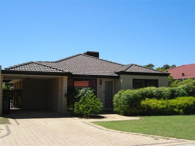 4 Endora Mews, Stratton WA 6056