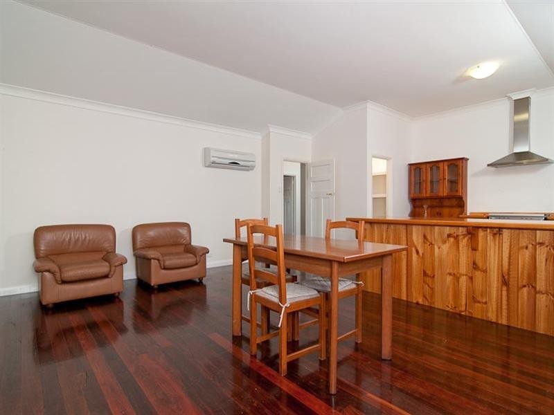 389 Morrison Road, Swan View WA 6056