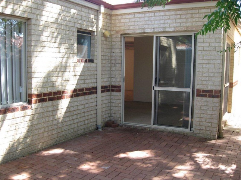 4/54 Loton Avenue, Midland WA 6056