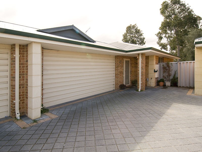 Unit 2, 22 Gentle Circle, South Guildford WA 6055
