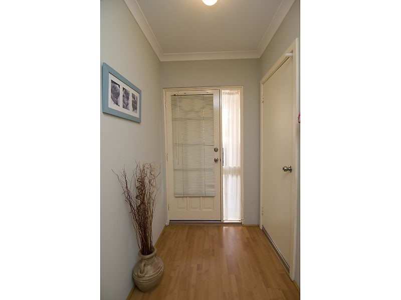 Unit 2, 22 Gentle Circle, South Guildford WA 6055