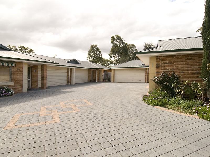Unit 2, 22 Gentle Circle, South Guildford WA 6055