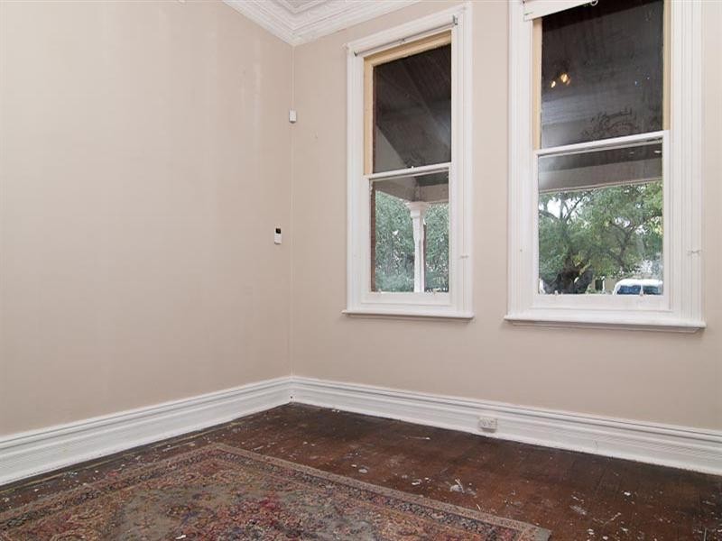 35 Helena Street, Guildford WA 6055