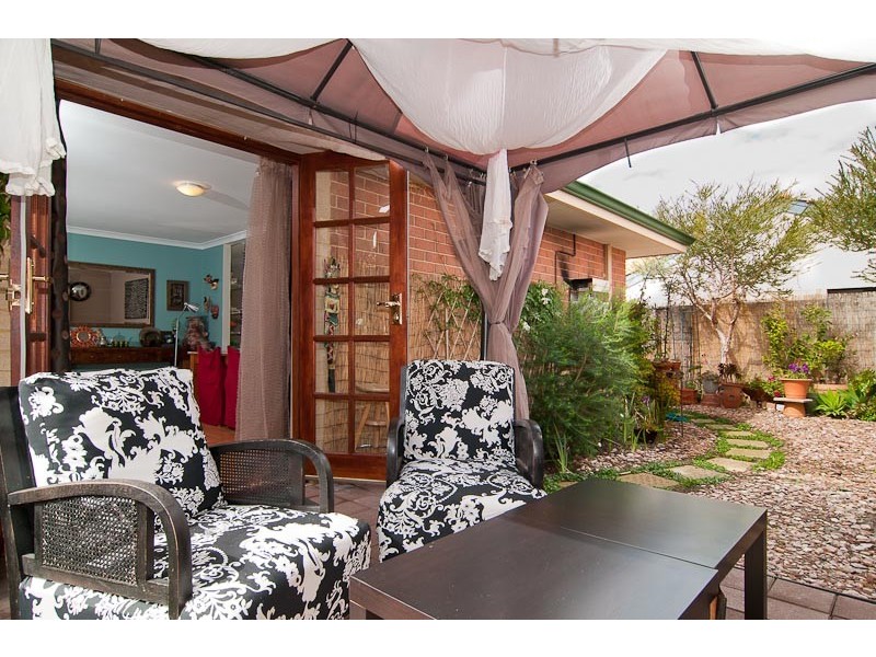 13, 11 Elvire Street, Viveash WA 6056
