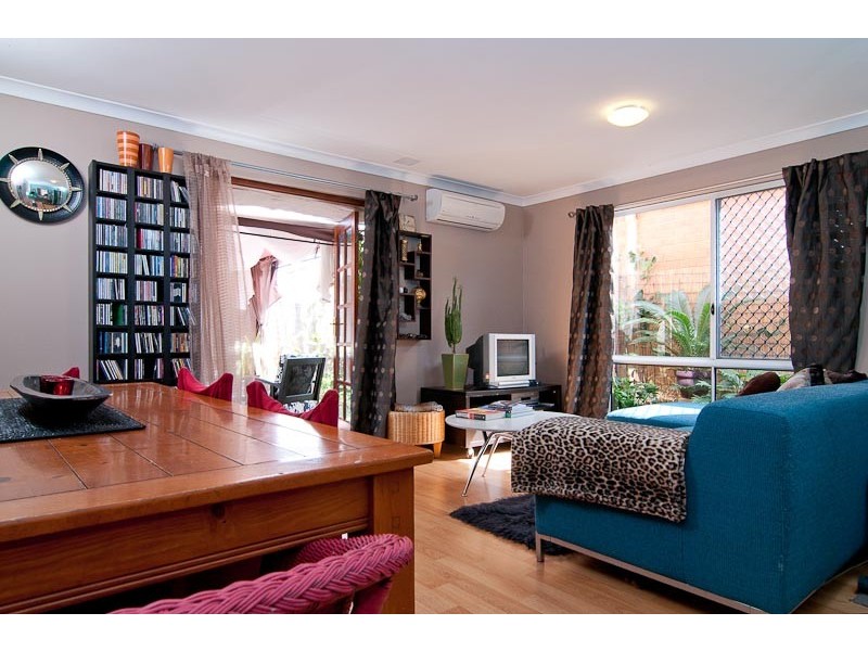 13, 11 Elvire Street, Viveash WA 6056